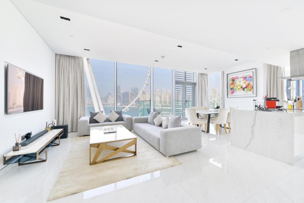 Spectacular 3 Bedroom Condo With Maids Room Facing The Dubai Eye Екстер'єр фото