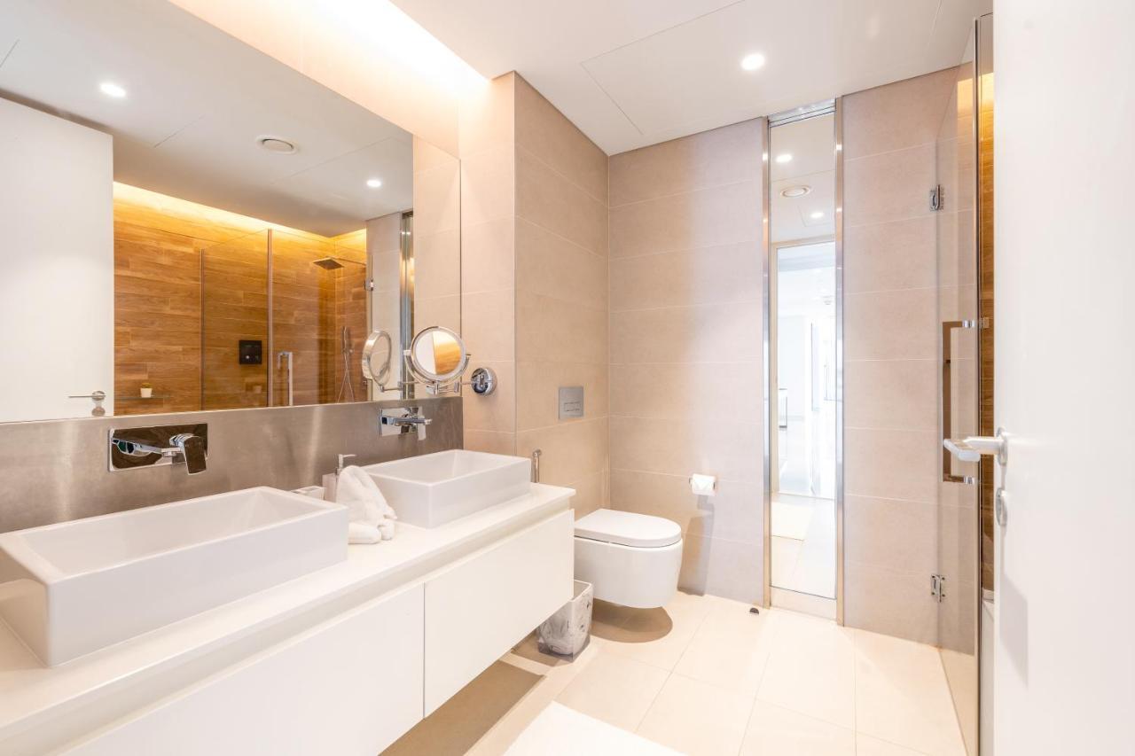 Spectacular 3 Bedroom Condo With Maids Room Facing The Dubai Eye Екстер'єр фото